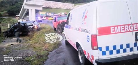 Choque Entre Camionetas Deja Dos Lesionados En Rafael Lucio