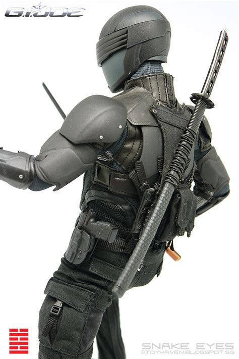 Toyhaven Hot Toys Th Scale G I Joe Retaliation Snake Eyes Inch Ninja Collectible Figure