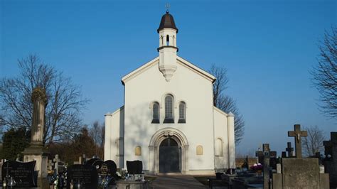 Kaplica grobowa Łubieńskich i Sobańskich na cmentarzu w Wiskitkach