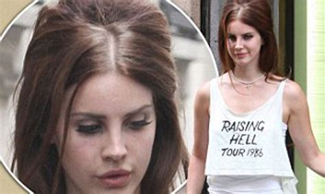 Lana Del Rey Hair Color