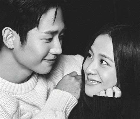 10 Pemotretan Mesra Jisoo Dan Jung Hae In