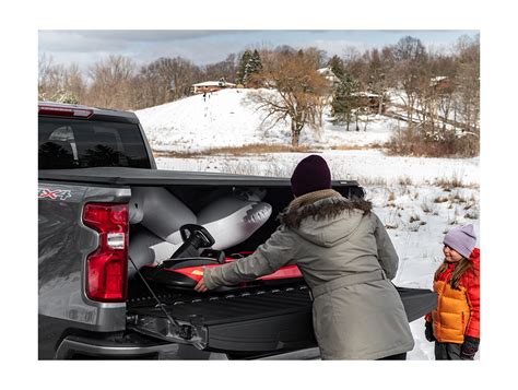 Gator Sfx Tri Fold Soft Folding Tonneau Cover Realtruck