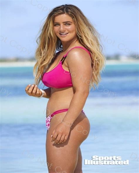 7 Hot Sexy Celine Marks Bikini Pics