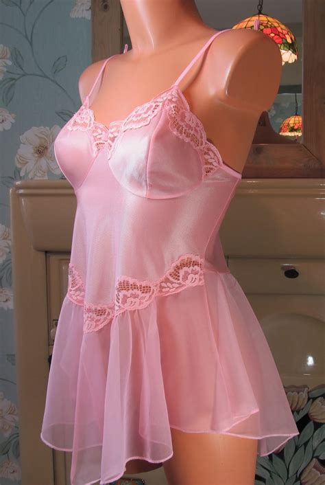 Vtg Pink Glossy Soft Semi Sheer Lace Stunning Babydoll Nightie Pj Cami