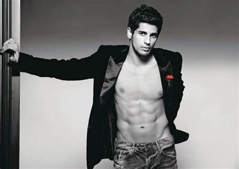 Pin By Jake Newbury On Siddharth Male Models Shirtless Bollywood Actors Well Dressed Men