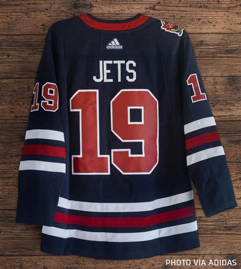 Winnipeg Jets Remember The Wha With New Heritage Classic Uniforms