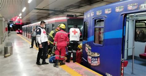 Videos Hombre Invidente Resbala A V As Del Tren Ligero De Guadalajara