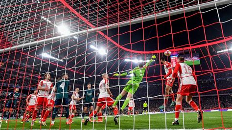 Le Semifinali Si Aprono Con Lo Scontro Tra Titani Bayern Real Rsi