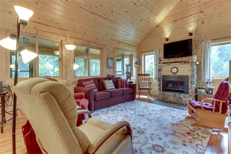 Dog-Friendly Cabin Rental in Gunnison, Colorado