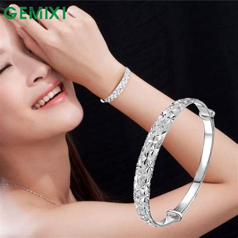 Bling World New Fashion Jewelry Silver Womens Charm Bangle Bracelet