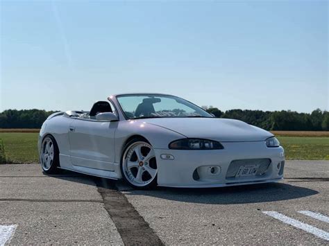 Modified Mitsubishi Eclipse Spyder