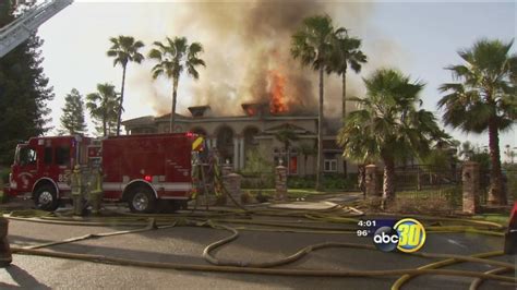 Fire Tears Through Large Fresno County Home Abc30 Fresno