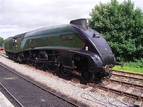 LNER Class A4 4468 Mallard | Steam trains, Mallard train, Locomotive