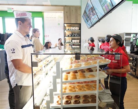 Krispy Kreme Abre Su Primer Local En Ecuador Con Una Inversi N Inicial