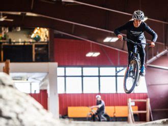 Lease Een Fiets Zorgeloos Fietsen Voor Een Vast Maandbedrag De Trek