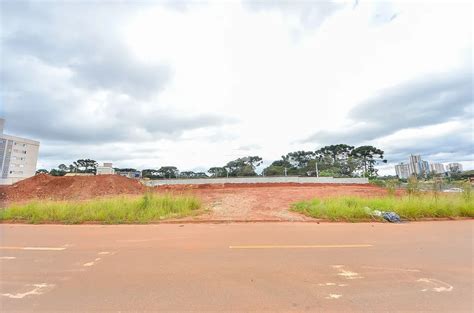 Lote Terreno Na Avenida Juscelino Kubitschek De Oliveira Campo