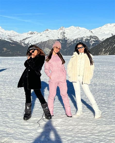 Ao Lado De Juliette E Anitta Bianca Andrade Posa Em Courchevel