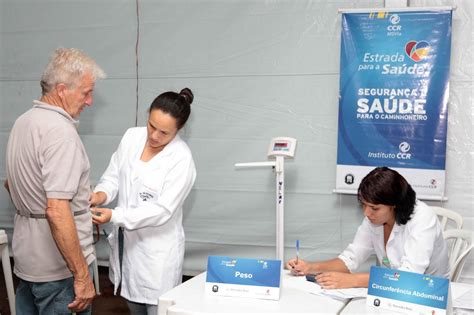 A O Leva Exames Gratuitos Para Caminhoneiros Na Br Ms Em Campo