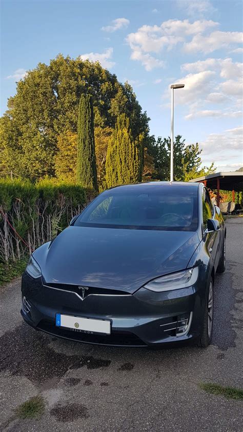 Miet eAuto de Tesla Model X longrange 2020 mieten in Bühl bei Baden