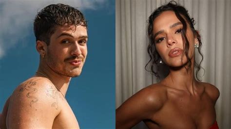 Bruna Marquezine e João Guilherme são vistos aos beijos em show