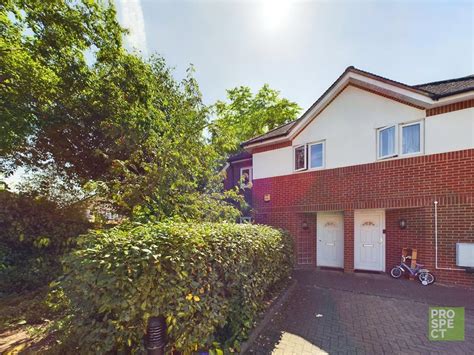 Wingrove Road Reading Berkshire Rg30 4 Bed End Of Terrace House For