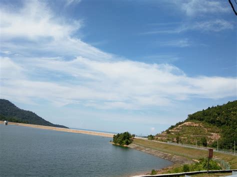 Teluk Bahang dam, Penang, Malaysia | Mildly Indian