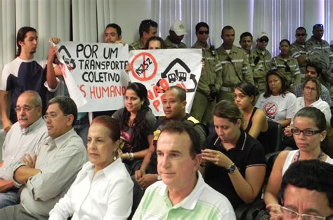 Em Aracaju SE Estudantes Fazem Protesto Contra Aumento De Tarifa