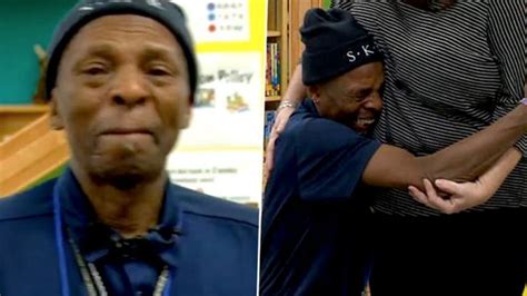 School Janitor Commuted 4 Hours Daily So The Teachers Give Him A Lift