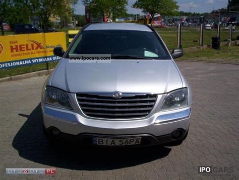 2004 Chrysler Pacifica - Car Photo and Specs