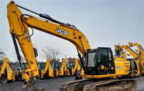 JCB JS220 LC Tracked Excavator