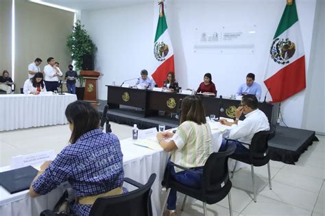 EN COMISIÓN DE PUNTOS CONSTITUCIONALES Y GOBERNACIÓN SOLICITAN