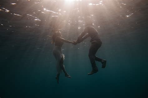 5279x3519 Love Lover Water Sea Elopment Holding Hands Free