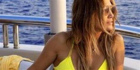Jennifer Lopez Enciende Las Redes Con Diminuto Bikini El Informador