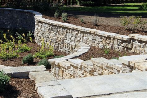 Stockbridge Retaining Wall And Plantings Classique Jardin Autres