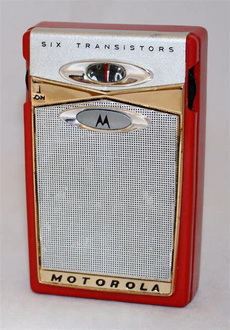 Vintage Motorola Transistor Radio Model X11r Am Band Only 6 Transistors Rear Fold Out Stand