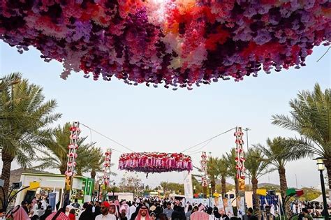 Saudi Arabia S Taif Rose Festival In Pictures