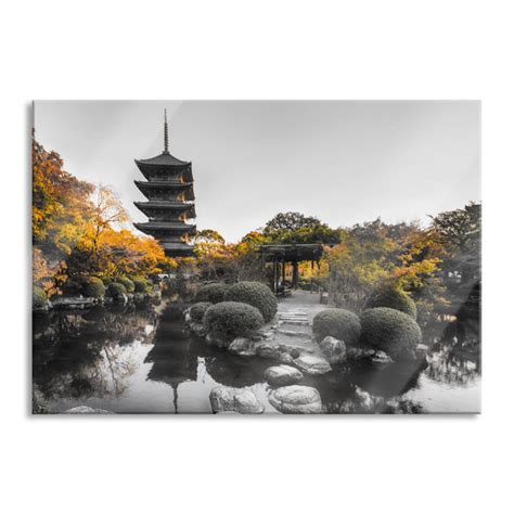 Brayden Studio Glasbild See Im Herbst Vor Einem Japanischen Tempel