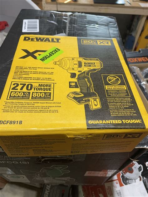 DeWalt DCF891B 20V MAX XR 1 2 Impact Wrench W Hog Ring Anvil Tool