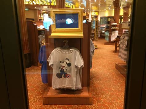 Disney Cruise Dream Merchandise Store1 Thanop