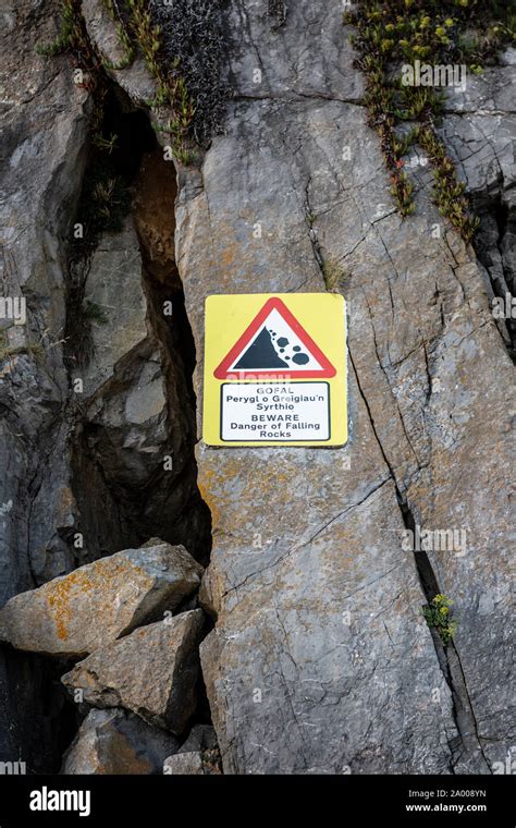 Danger Of Falling Rocks Hi Res Stock Photography And Images Alamy