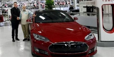 Gadkari Invites Elon Musk To Manufacture Tesla In India Orissapost