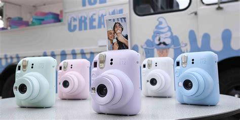 Neu Von Fujifilm Sofortbildkamera Instax Mini Mit Verstellbarem