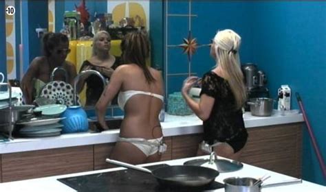 Naked Anais Camizuli In Secret Story