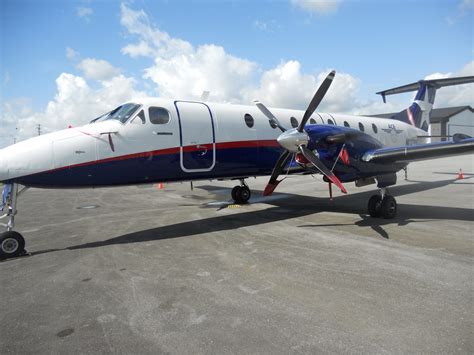 Beech 1900C Garmin G700TXi Glass Cockpit Installation Maxcraft Avionics