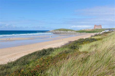 15 Best Beaches in Newquay: From Surf To Family-Friendly Beaches - Love ...