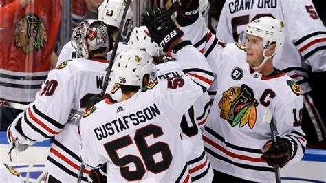 Gustafsson S Goal Gives Blackhawks 5 4 Ot Win Over Panthers Tsn Ca