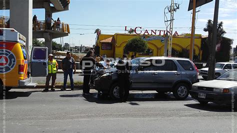 Choque De Camionetas Deja Tres Lesionados