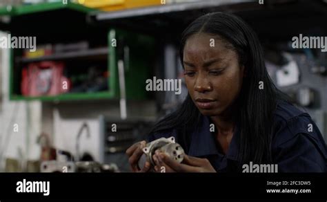 Confused Trainee Stock Videos And Footage Hd And 4k Video Clips Alamy