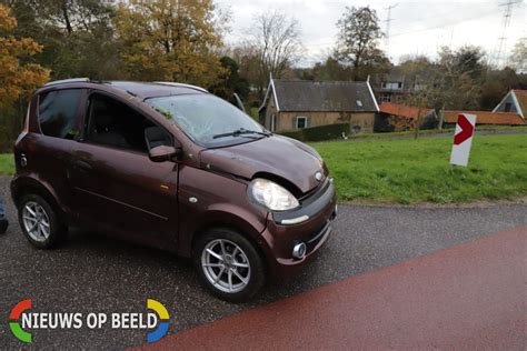 Microcar Rijdt Van Dijk Schuwacht Lekkerkerk Nieuws Op Beeld 112