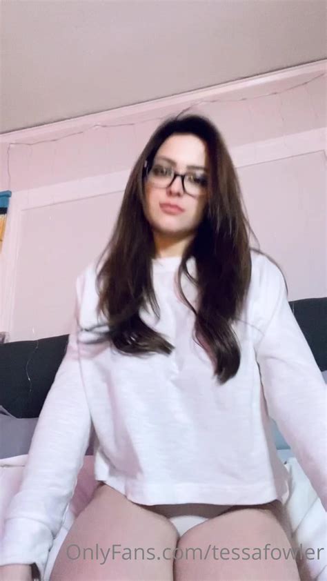 Tessa Fowler Nude Striptease Livestream OnlyFans Video InfluencerChicks